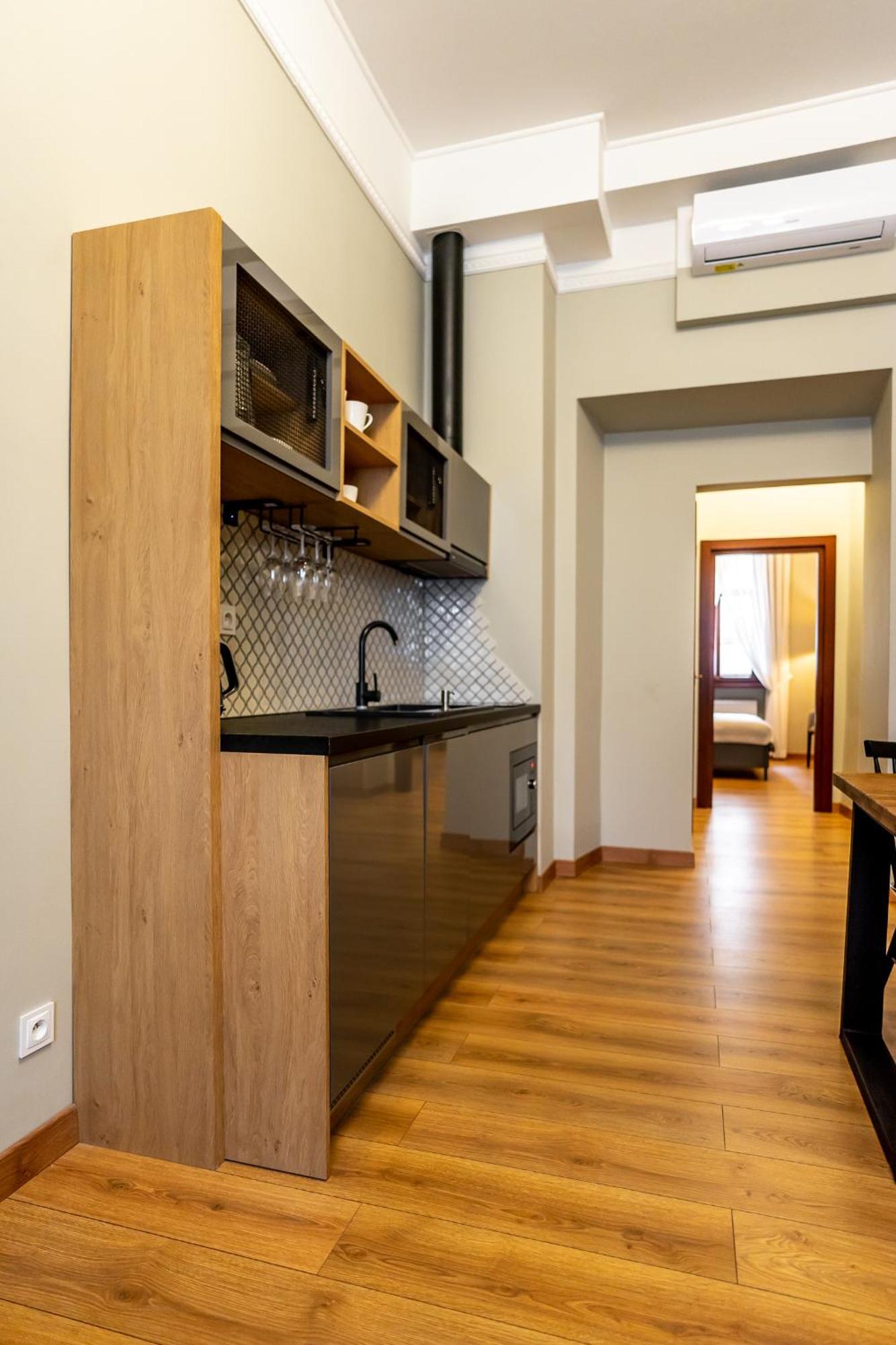 Old Town Ac Apartments Main Raiway Station 克拉科夫 外观 照片