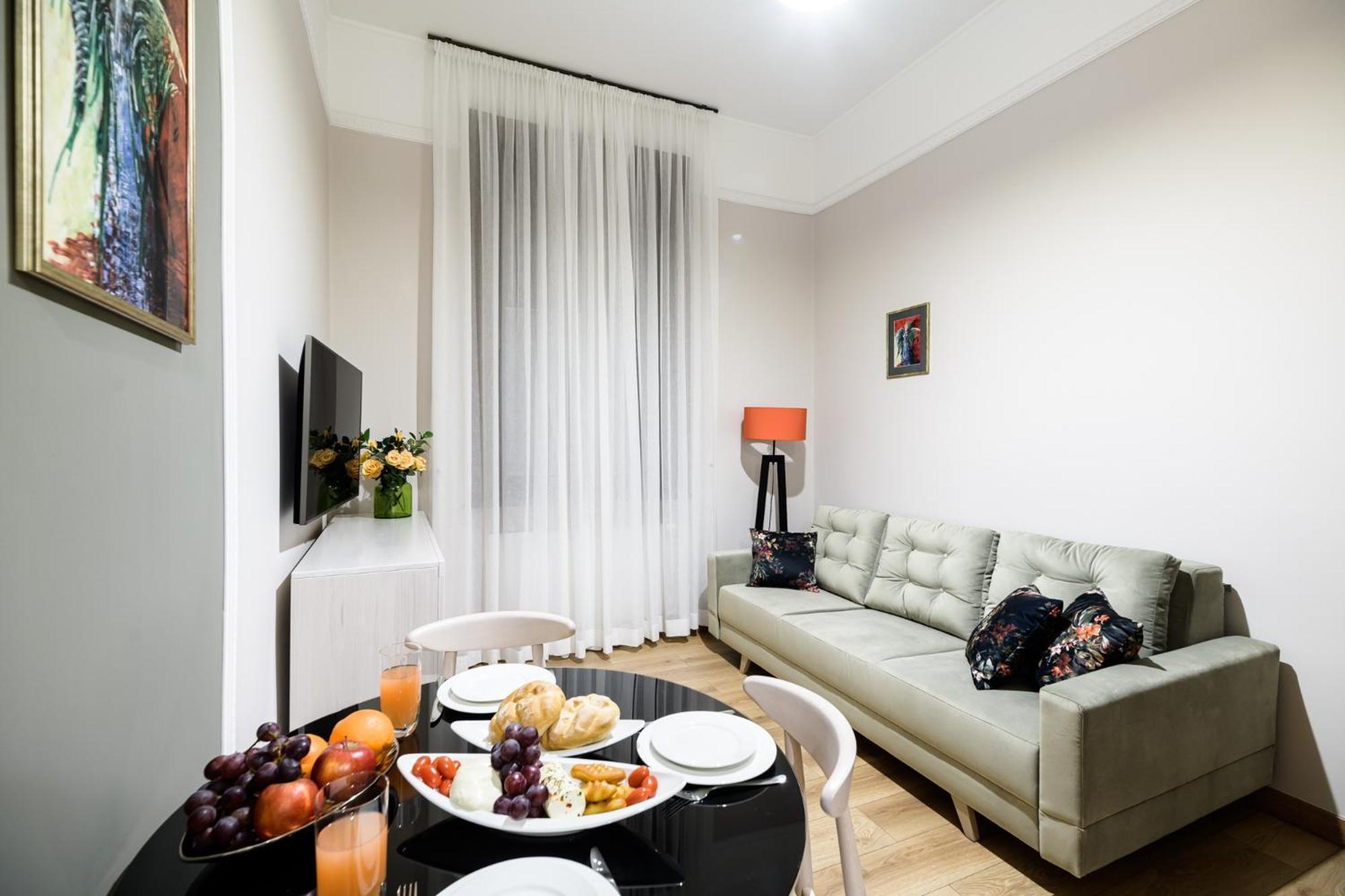 Old Town Ac Apartments Main Raiway Station 克拉科夫 外观 照片